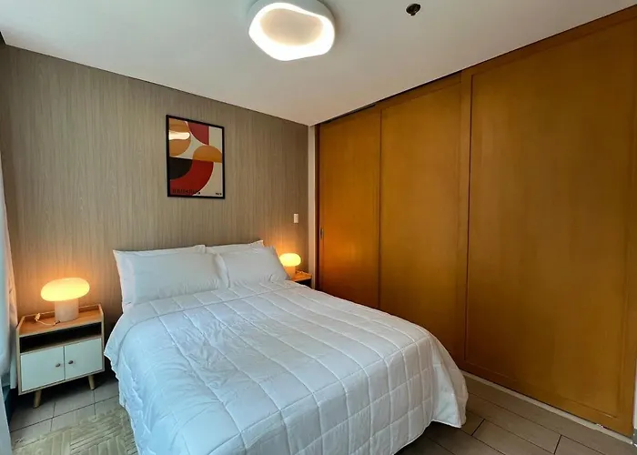 New! Serene & Cozy Wi-fi 350mbps Uptown Bgc Backhome6 *