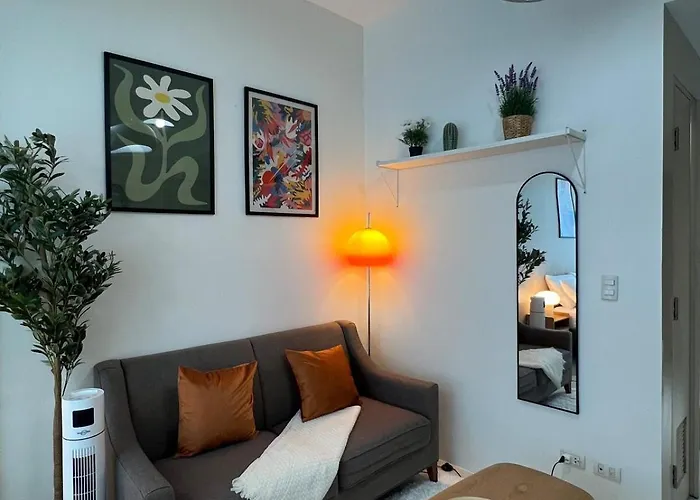 New! Serene & Cozy Wi-fi 350mbps Uptown Bgc Backhome6 * Manila