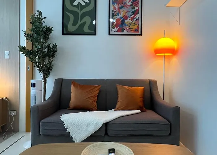 Apartamento New! Serene & Cozy Wi-fi 350mbps Uptown Bgc Backhome6